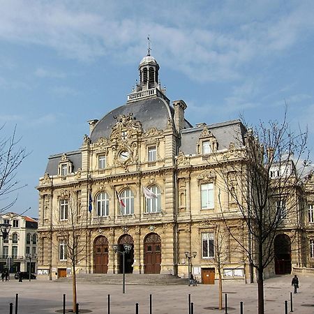 Appt Cosy En Coeur De Ville Proche Lille - 15 Min Tourcoing Esterno foto